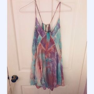 Super cute flowy tie-dye dress! Urban Outfitters